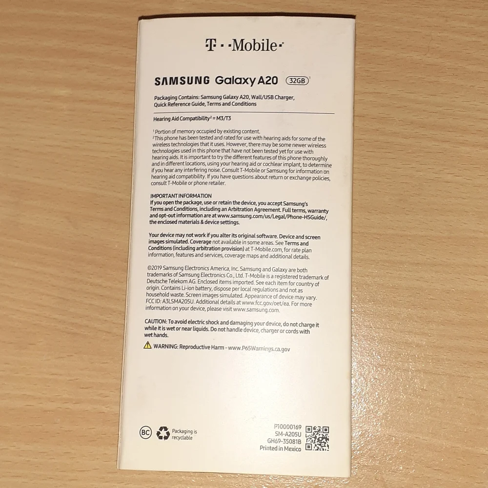 Samsung Galaxy A20 empty box